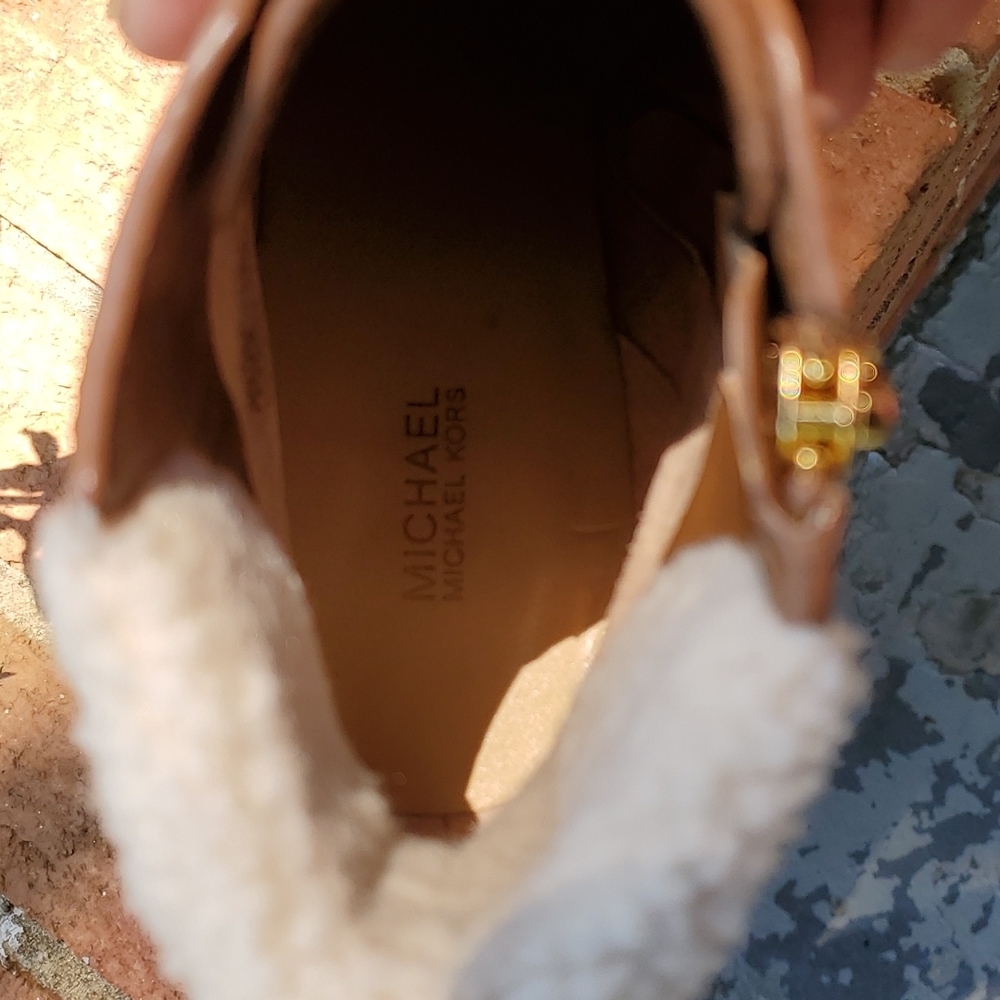Michael Kors lace up booties - sz. 10 - Picture 5 of 12